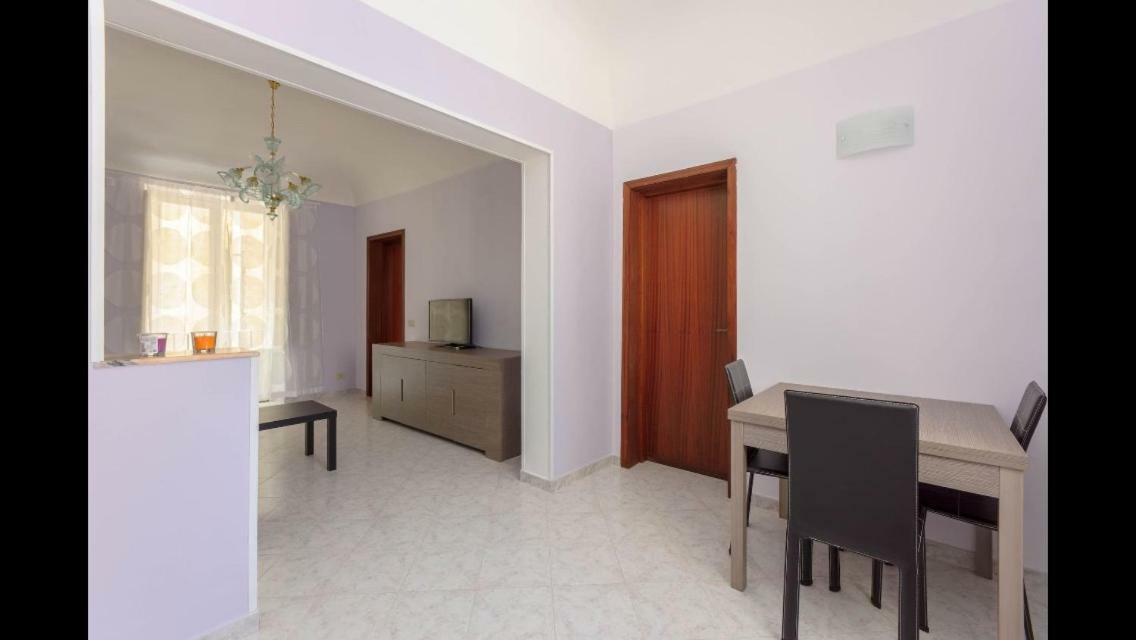Spacious Modern And Cozy Apartment Trapani Esterno foto